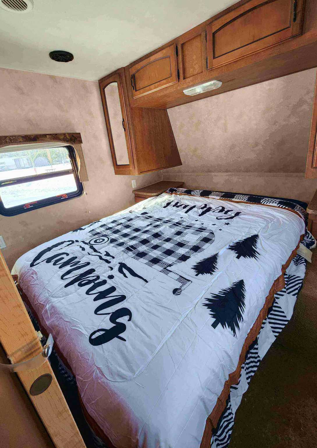 cedars-travel-trailer-2 cedars-travel-trailer-2