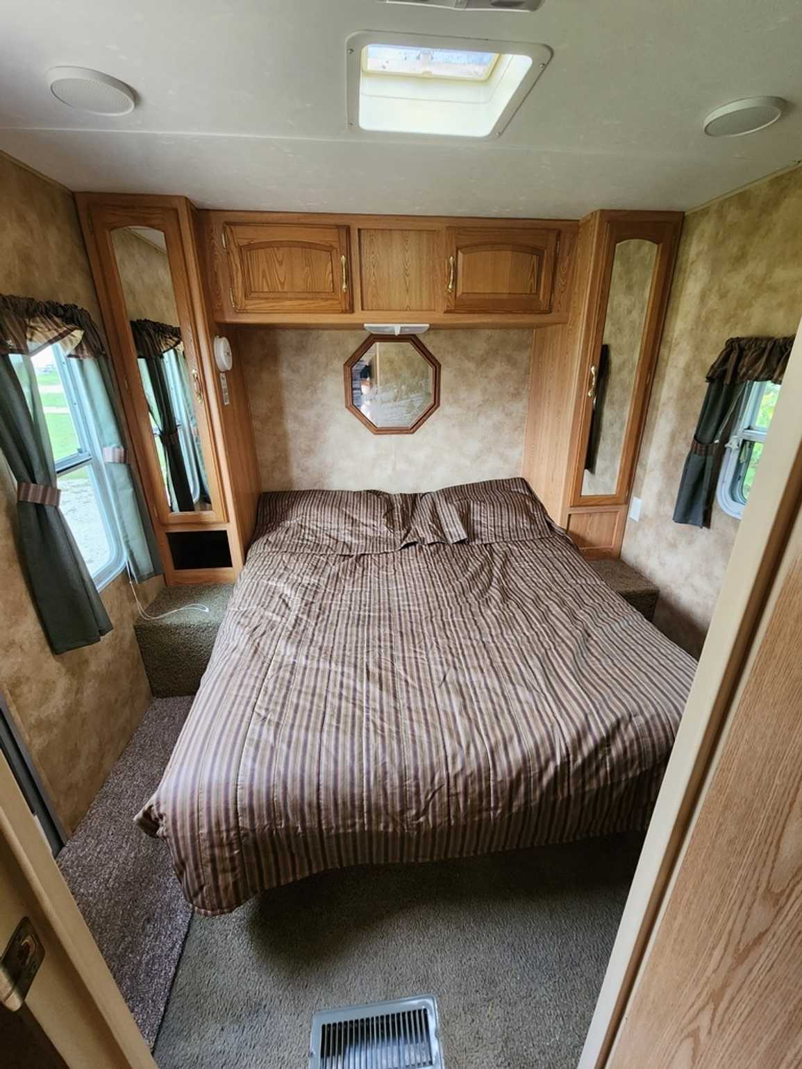 pines-travel-trailer-3 pines-travel-trailer-3